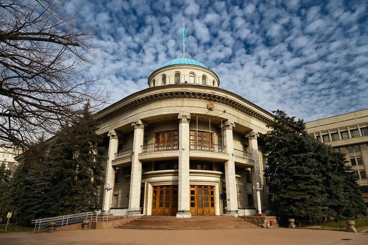 Nadezhda Apartment On Nauryzbay Batyra 37/1 Almaty